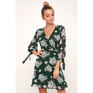 Lulus Green Floral Print Long Sleeve Skater Dress